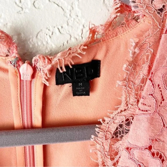 NBD Revolve Joanna Coral Peach Lace Mini Cocktail Dress M Romcomcore - Picture 8 of 9